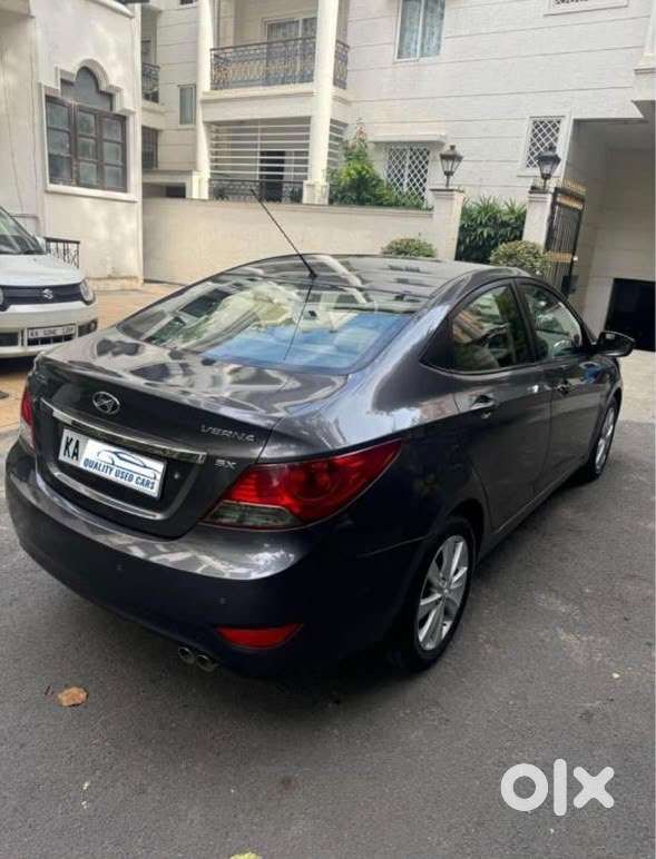 Hyundai Verna Fluidic 2011