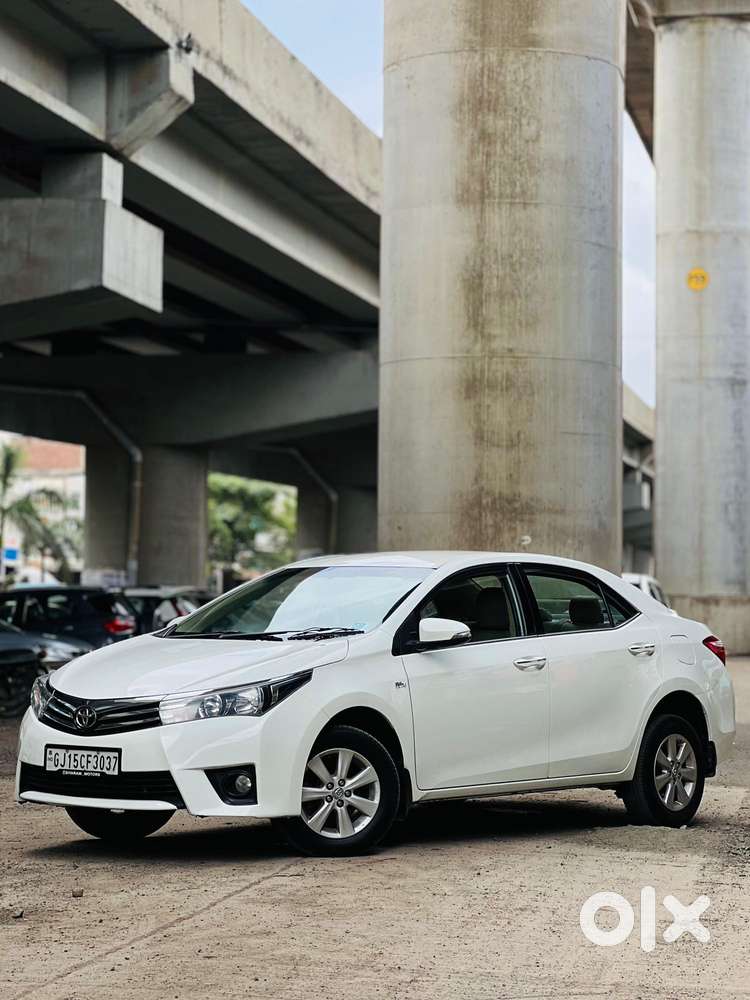 Toyota Corolla Altis G At, 2016, Petrol