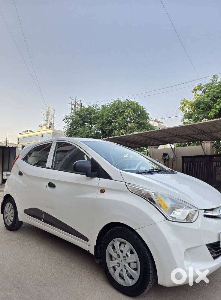 Hyundai Eon Era+ Se, 2017, Petrol