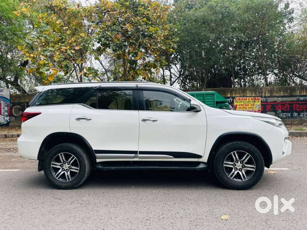 Toyota Fortuner 3.0 4x2 Automatic, 2020, Petrol