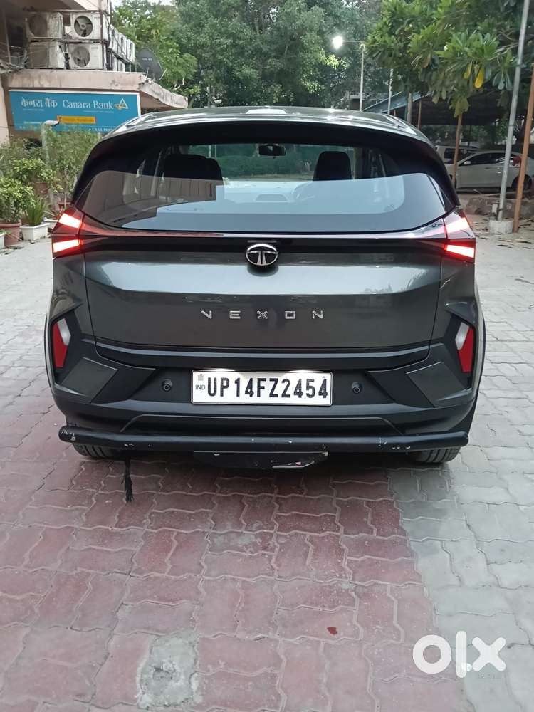 Tata Nexon Smart Plus S 1.2 Revotron Petrol 5 Mt, 2024, Cng & Hybrid..