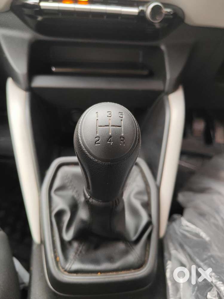 Maruti Suzuki Victoris Others, 2025, Cng & Hybrids