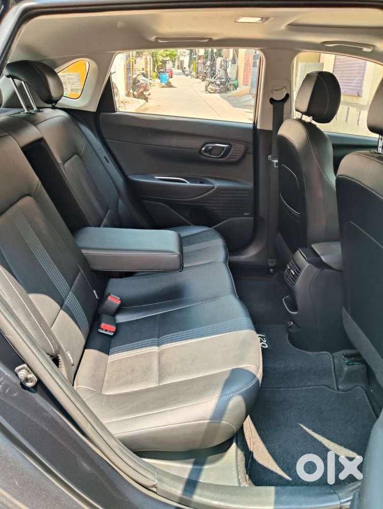 Hyundai Elite I20 1.2 Asta (o) Cvt, 2022, Petrol