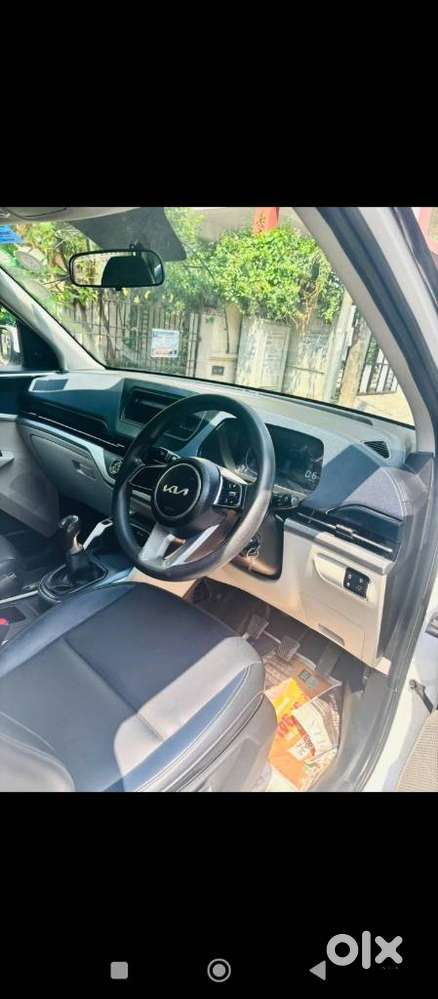 Kia Carens 1.4 Premium 7 Str, 2023, Petrol
