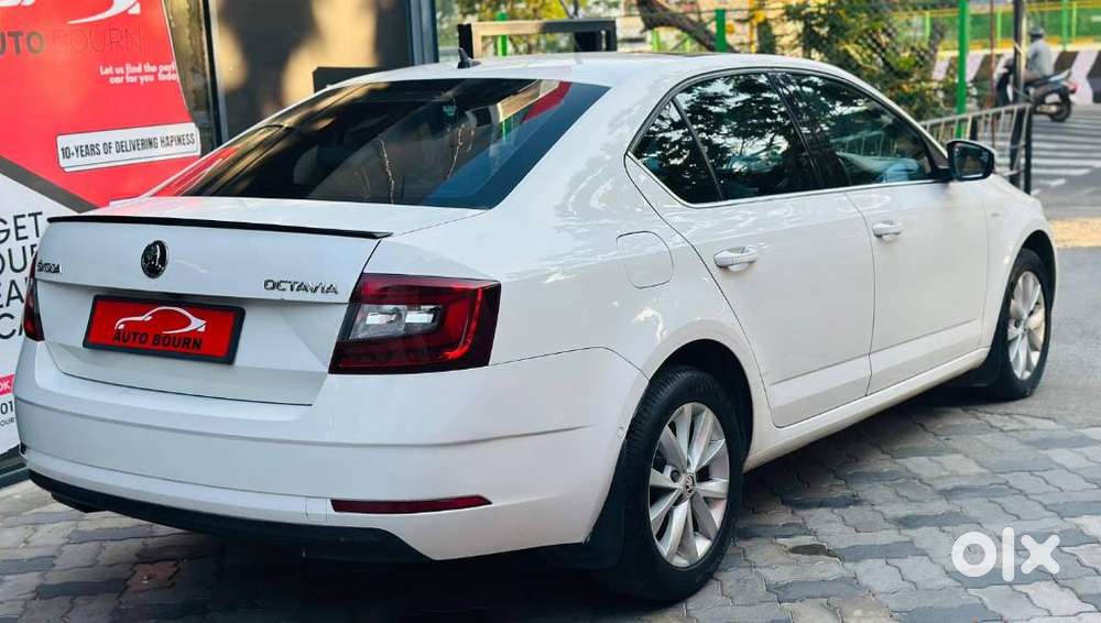 Skoda Octavia, 2018, Petrol