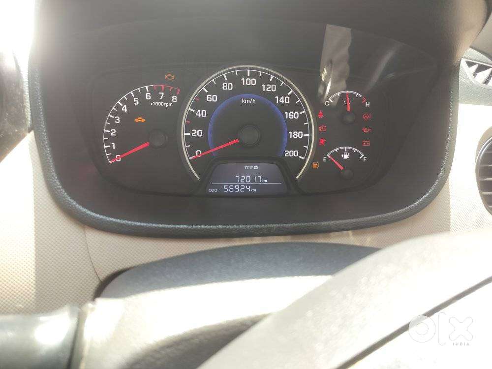 Hyundai Grand I10 Sportz, 2016, Petrol