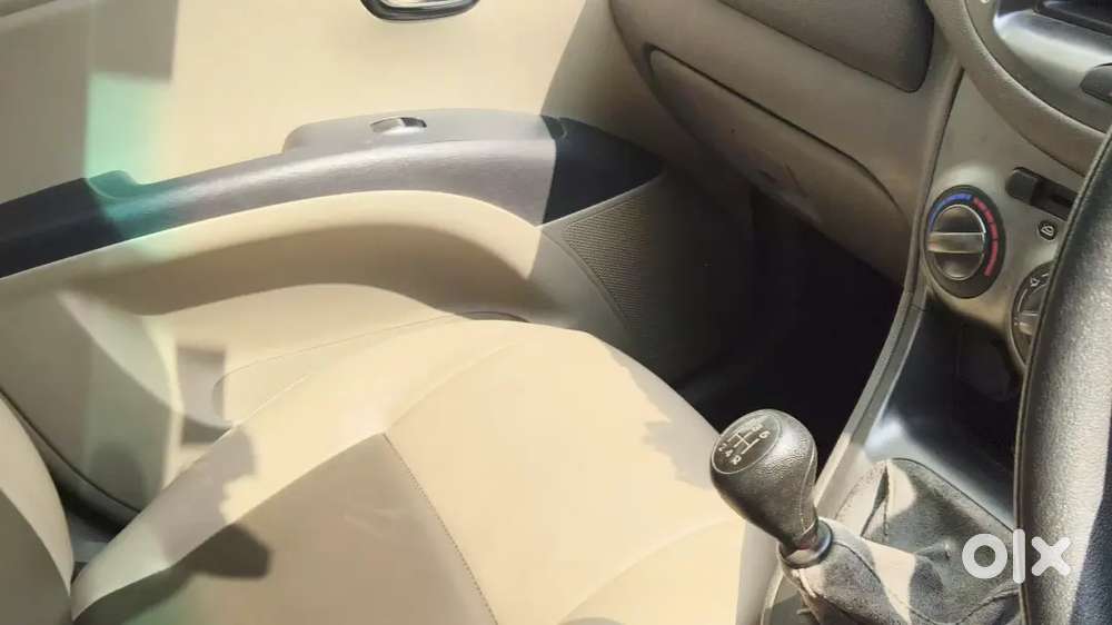 Hyundai I10 2010 1st Owner Tax Updated Till 2030