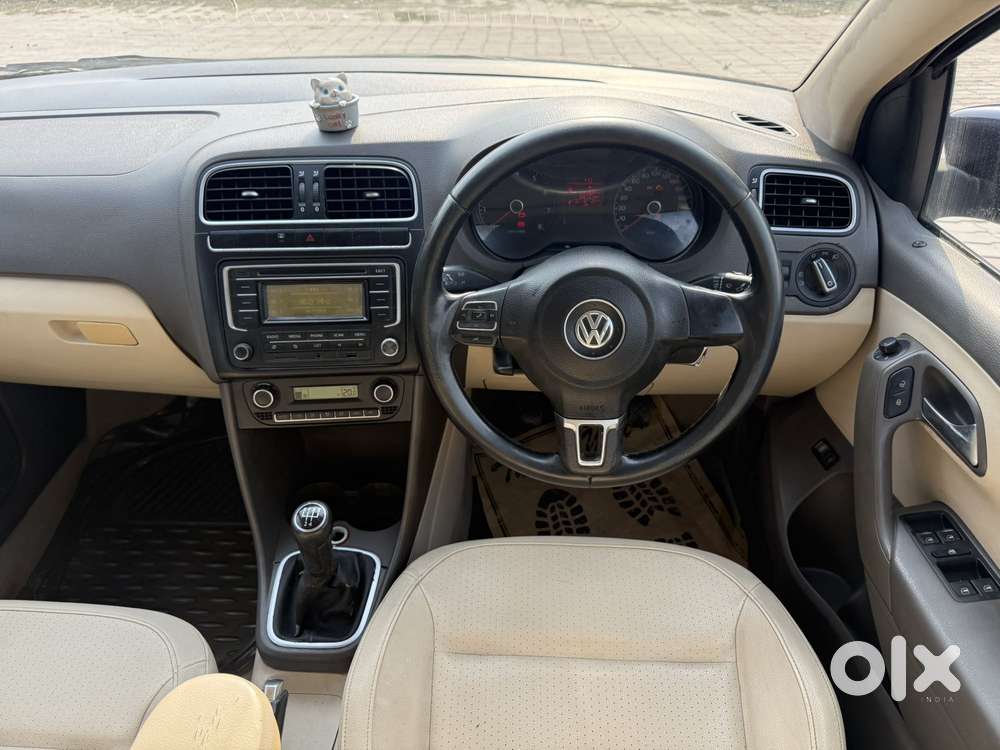 Volkswagen Vento 2010-2013 Petrol Highline, 2013, Petrol