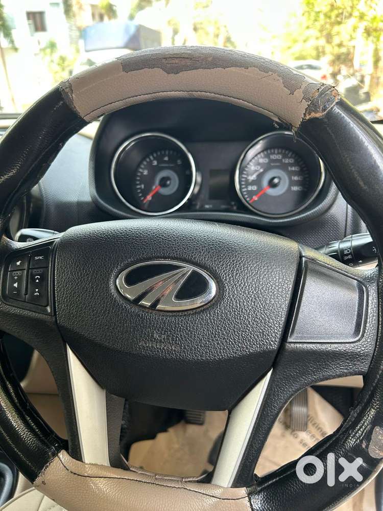 Mahindra Tuv 300 T10, 2018, Diesel