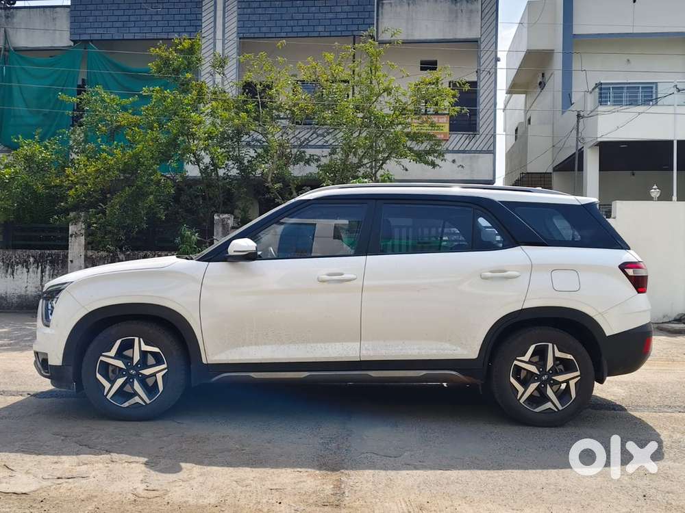 Hyundai Alcazar 2022 Diesel Well Maintained