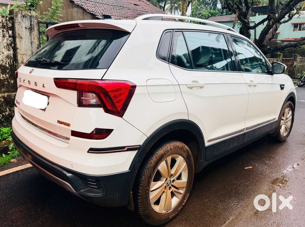 Skoda Kushaq Petrol Manual 2023