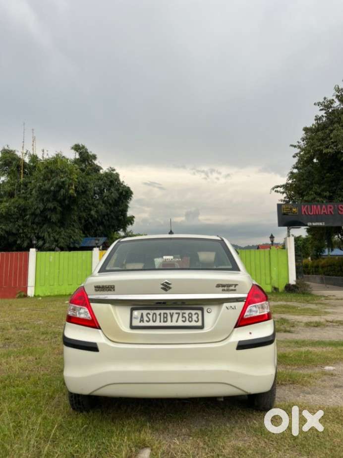 Maruti Suzuki Swift Dzire 1.2 Vxi, 2016, Petrol
