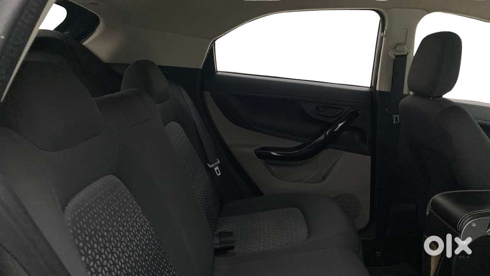 Tata Nexon 1.2 Revotron Xma, 2018, Petrol