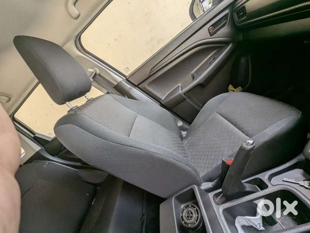Maruti Suzuki Brezza Lxi 2025 Cng Nhi H Company Se He Petrol Me H