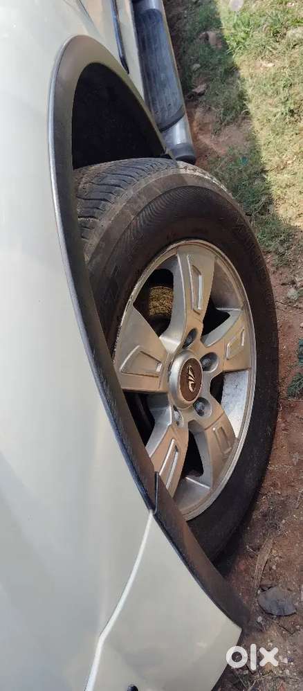 Mahindra Xuv500 2013