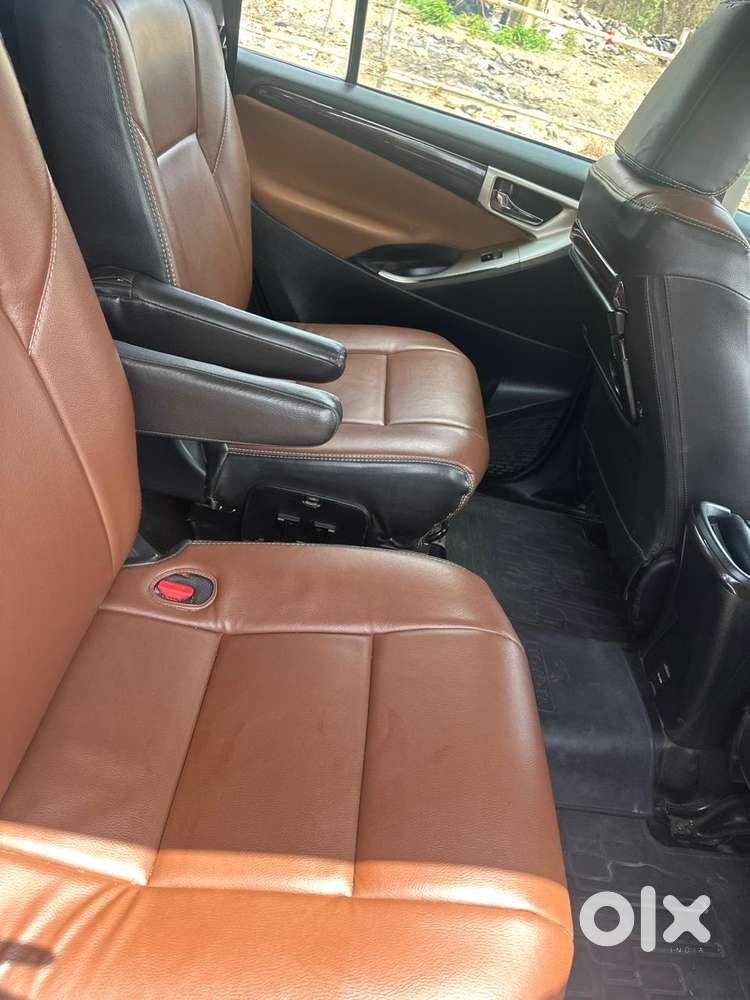 Toyota Innova Crysta 2.8z Automatic, 2019, Diesel