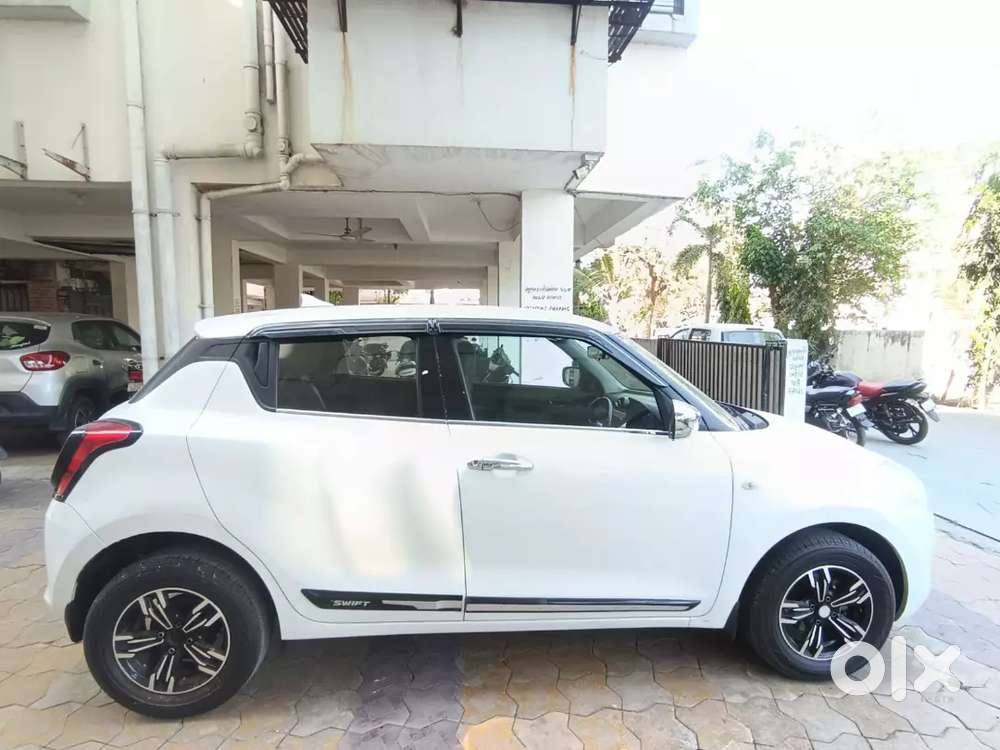 Maruti Suzuki Swift 2021 Cng & Hybrids 84000 Km Drive