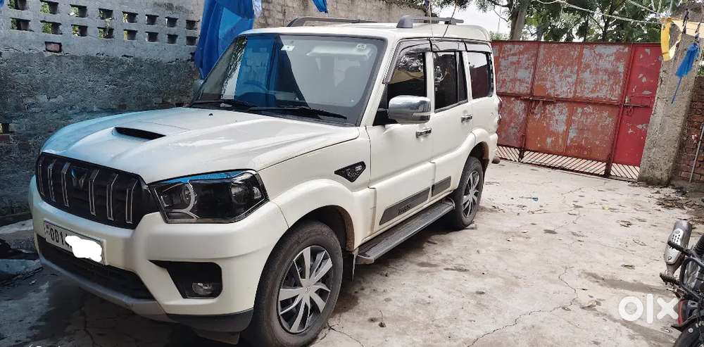 Mahindra Scorpio Classic 2025 Diesel 40000 Km Driven
