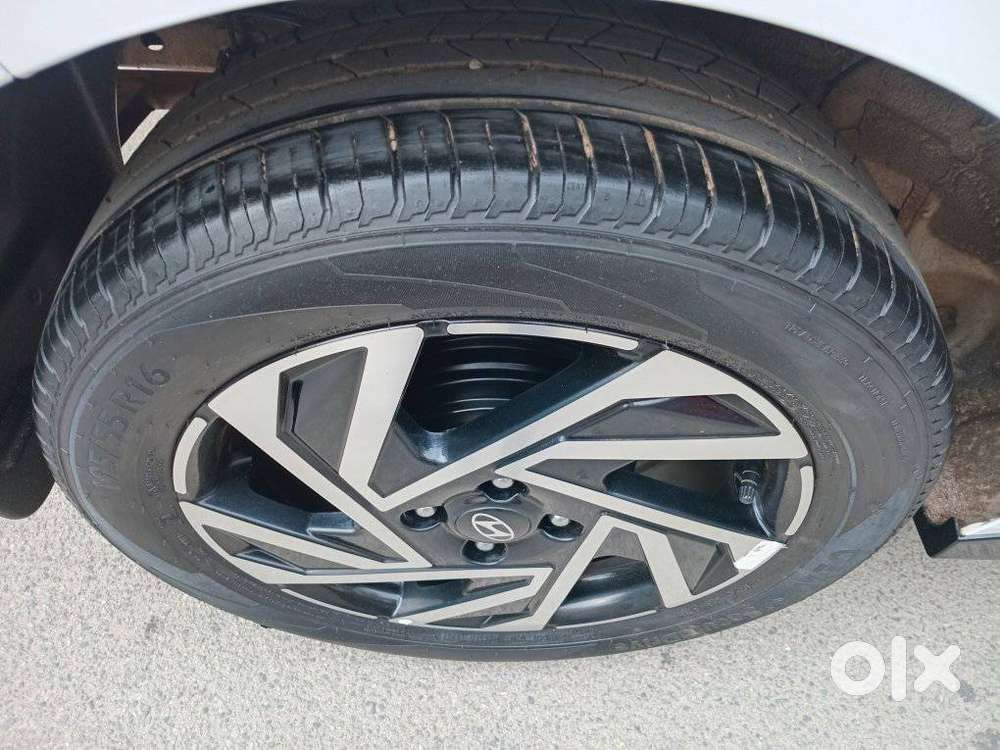 Hyundai New I20 1.2 Asta Mt, 2024, Petrol