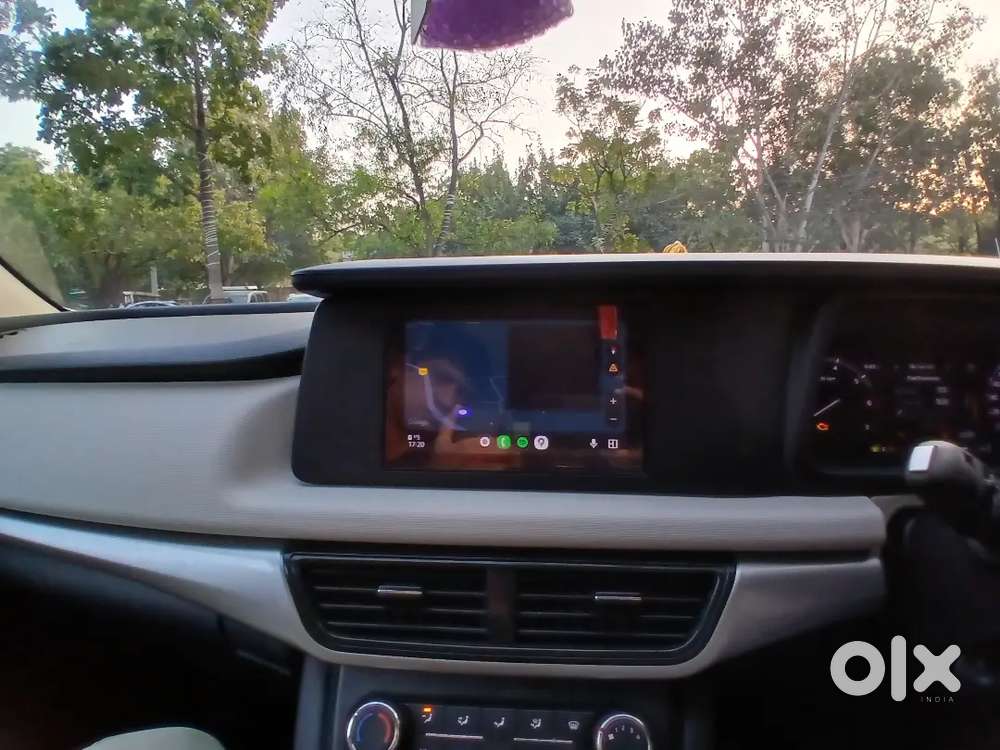 Mahindra Xuv700 2022 Petrol Well Maintained