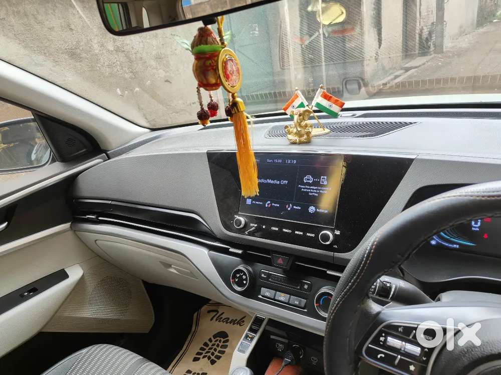 Kia Carens 2021 Petrol 18000 Km Driven