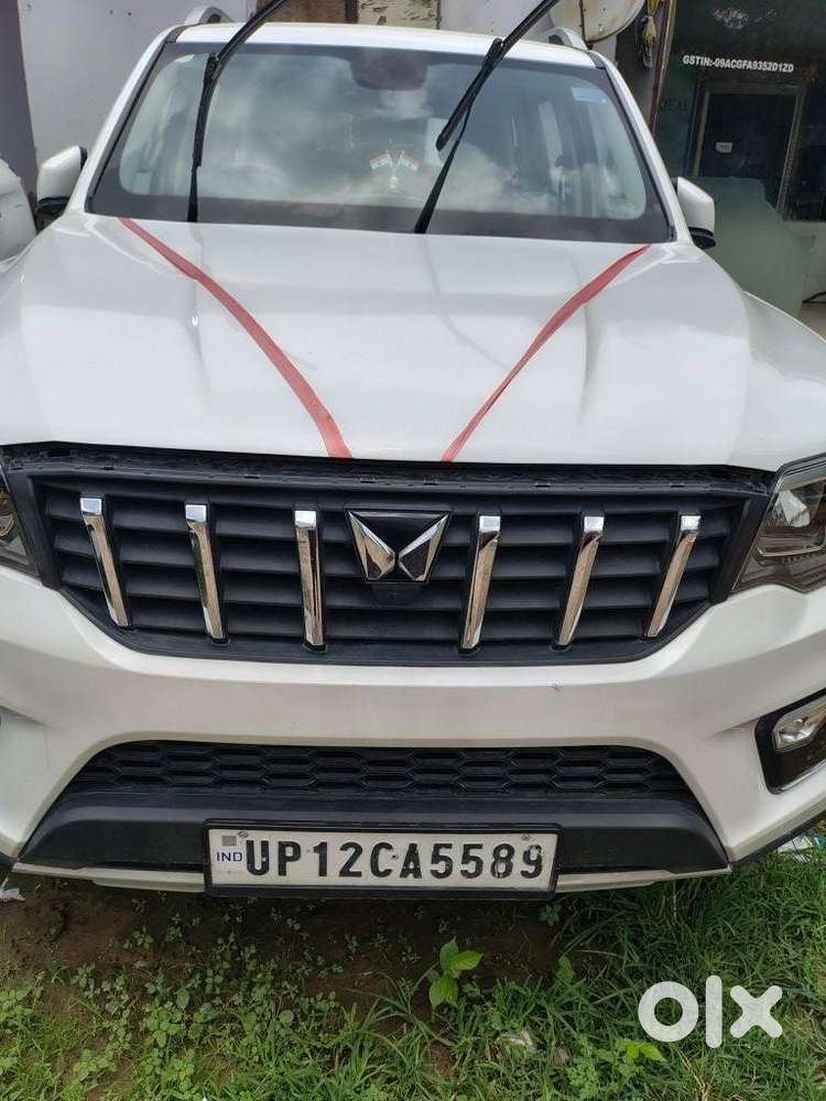 Mahindra Scorpio N Z8 Petrol At 7 Str, 2025, Petrol