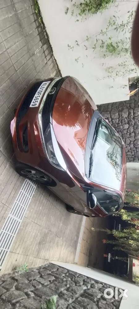 Tata Tiago 2025 Petrol 2200 Km Driven