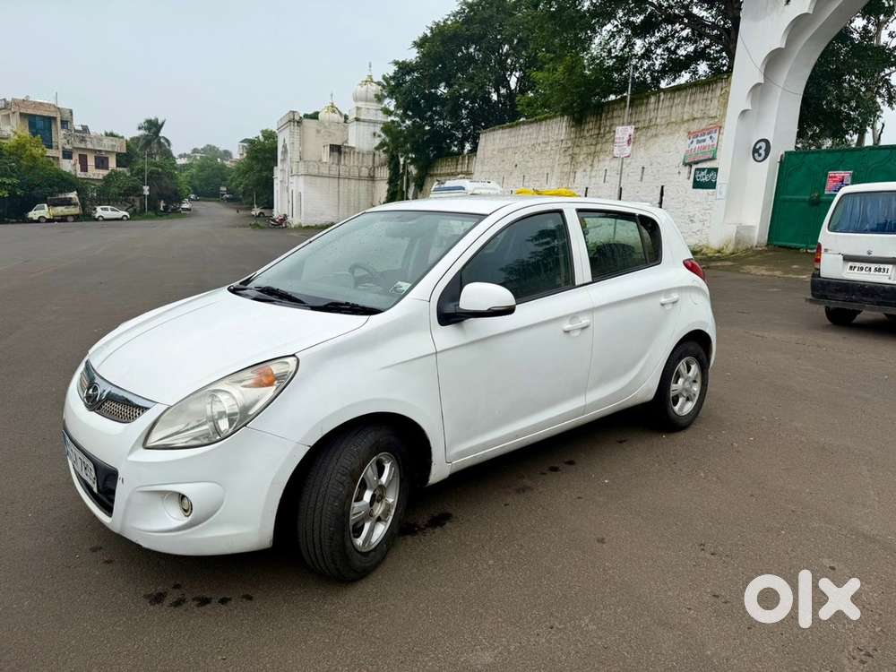 Hyundai I20 2011 Petrol Well Maintained