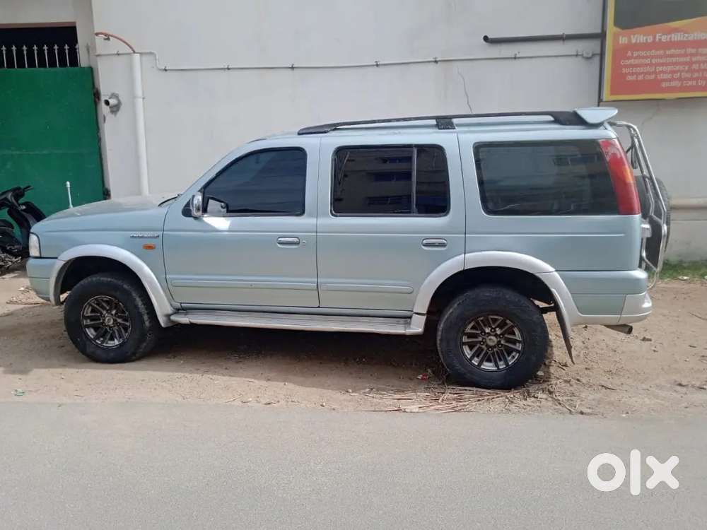 Ford Endeavour Diesel 2004