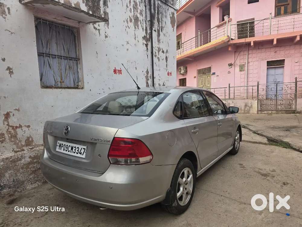 Volkswagen Vento Highline 2013
