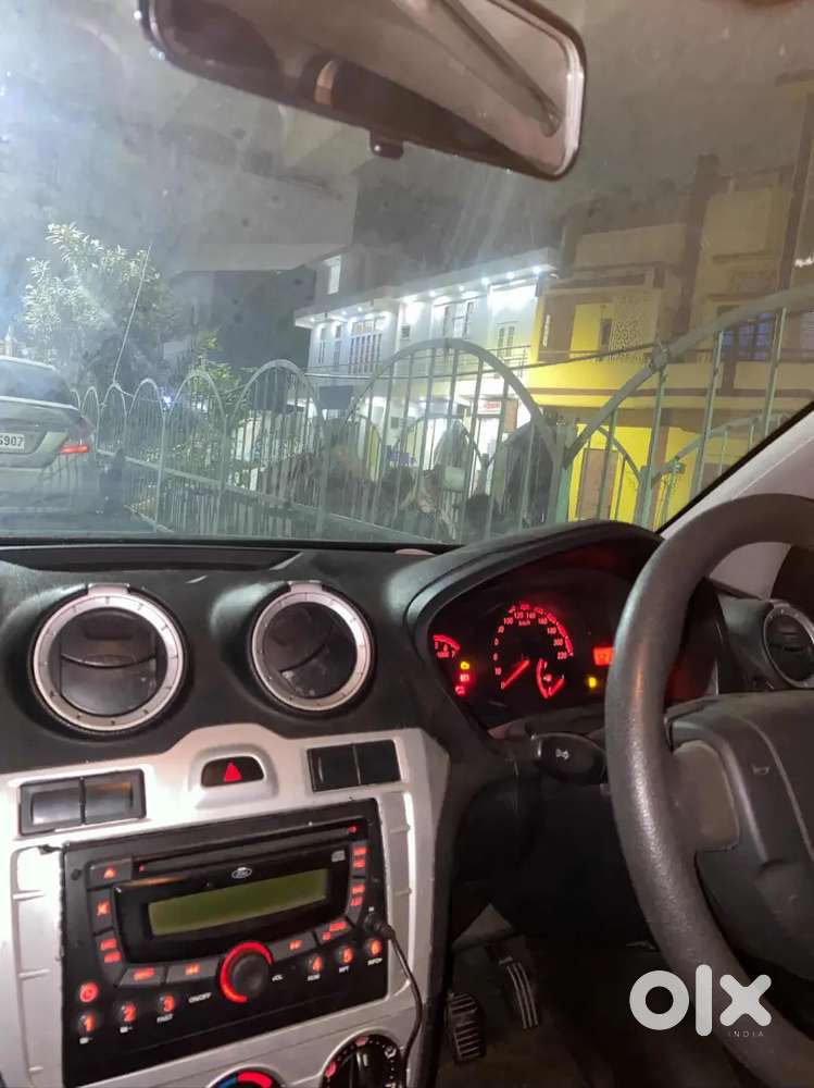 Ford Figo 2013 Petrol 52000 Km Driven