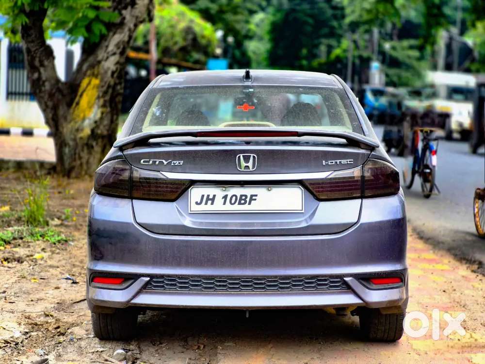 Honda City 2017 Zx Diesel Doctor Driven 96000 Km