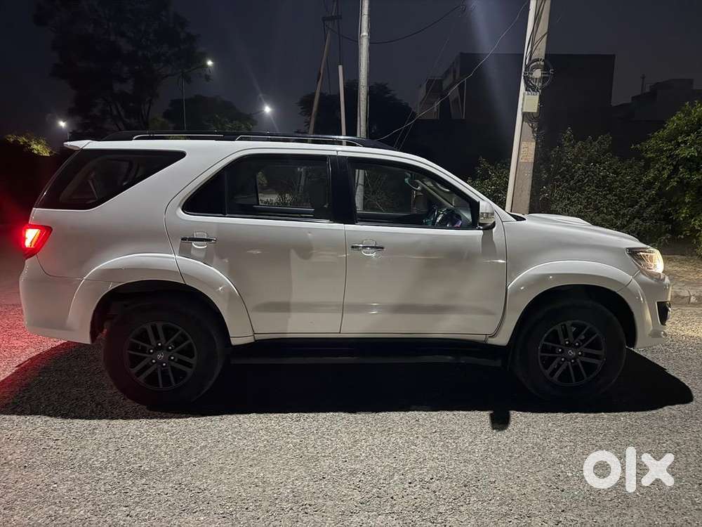 Toyota Car Diesel 2015