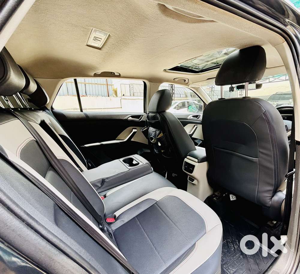 Volkswagen Taigun Gt Plus 1.5 Tsi Dsg (with Ventilated Seats), 2024,..