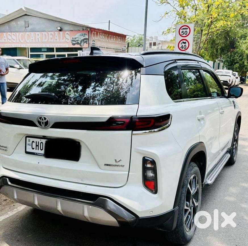 Toyota Urban Cruiser Hyryder V Neodrive Aero Edition, 2023, Petrol