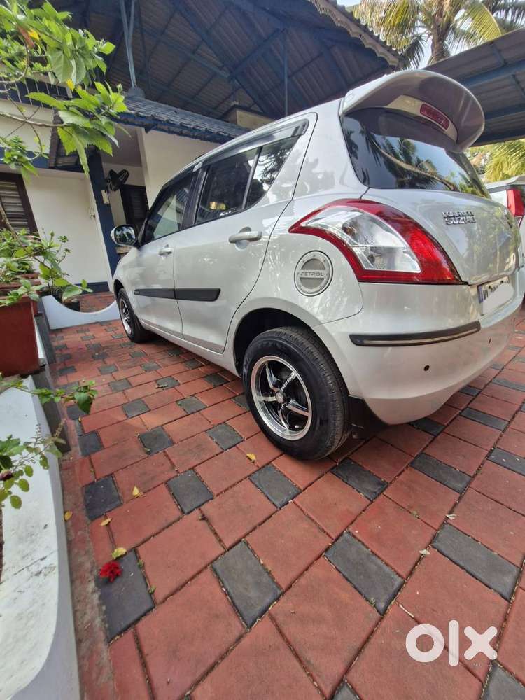 Swift 2013 Model - Low Km - Leather Covered Seat - Alloy Wheels