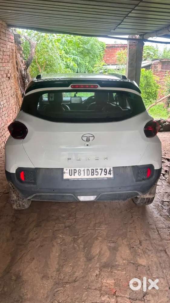 Tata Punch Rhythm 2023 Adventure Pack