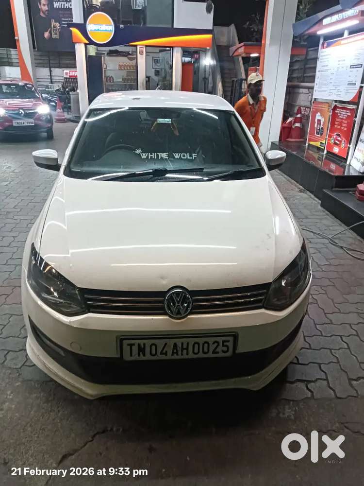 Volkswagen Polo Petrol 2011