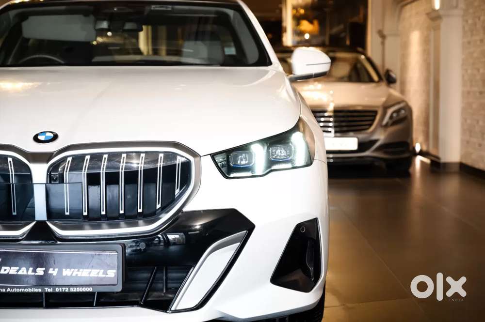 Bmw 5 Series, 2026, Petrol