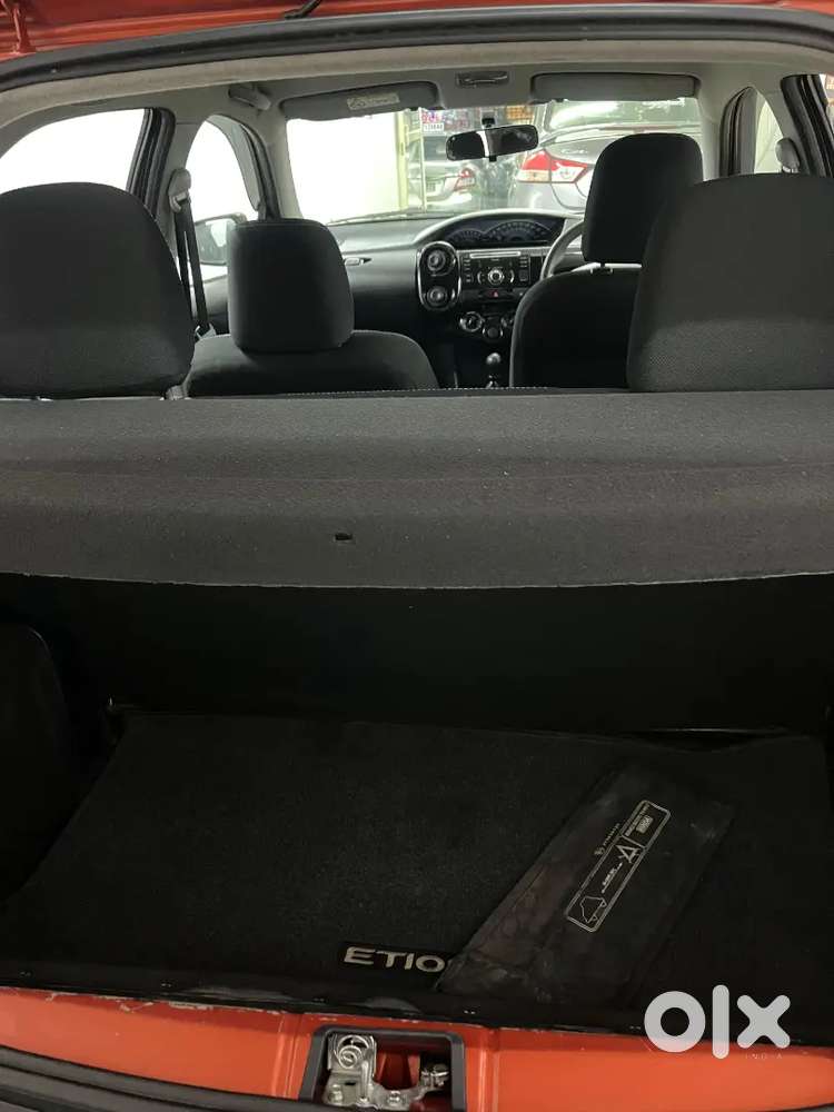Toyota Etios Cross 2015