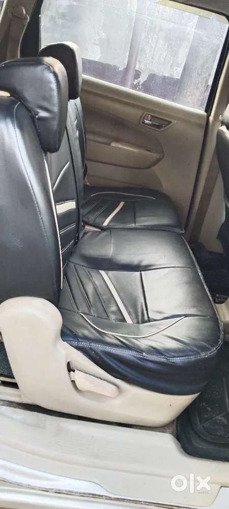 Maruti Suzuki Ertiga 2013 Diesel 998652 Km Driven