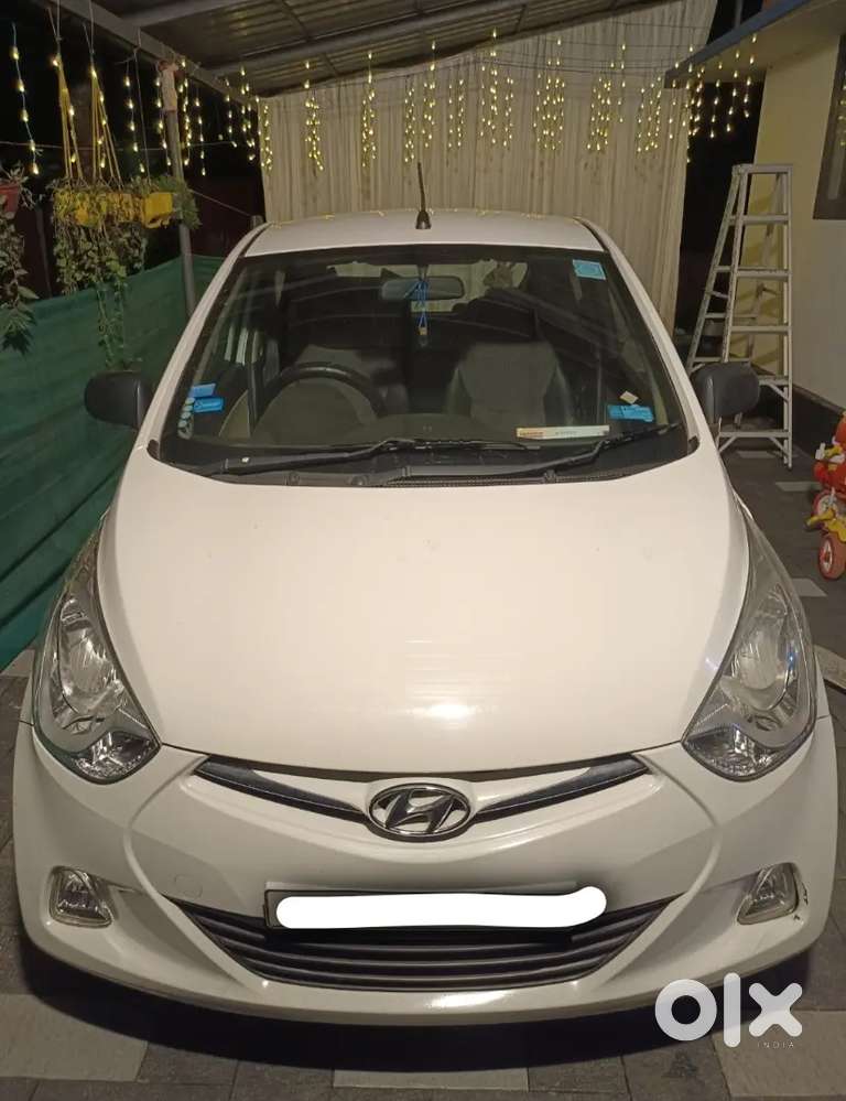 Hyundai Eon Magna+ 2012 Variant