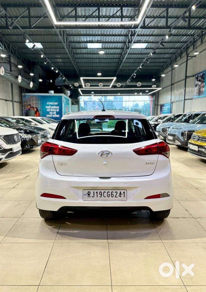 Hyundai I20 Petrol Asta, 2017, Petrol