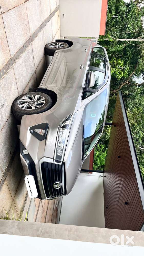Toyota Innova Crysta 2022 Diesel Manual
