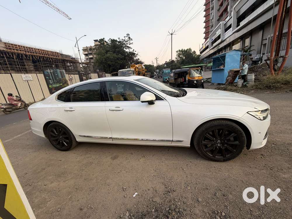 Volvo S90 D4 Momentum, 2018, Diesel