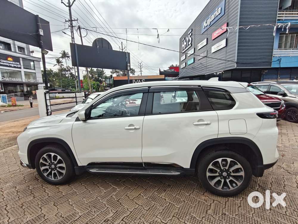 Maruti Suzuki Grand Vitara 1.5 Delta Smart Hybrid At, 2024, Petrol