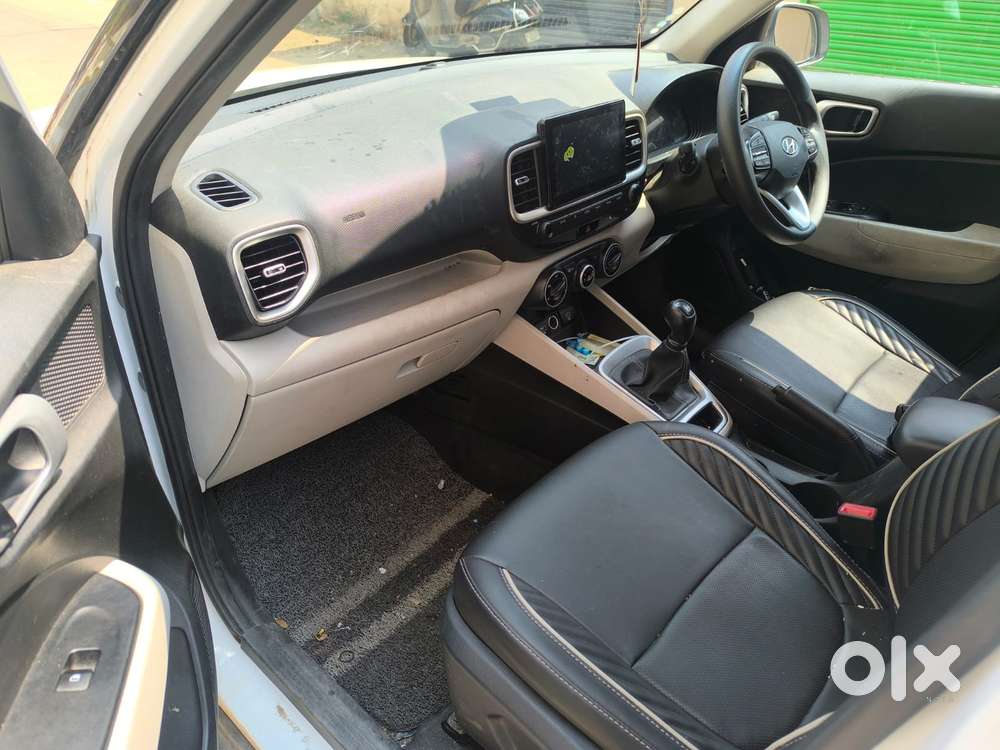 Hyundai Venue S Plus Mt 1.2 Kappa, 2022, Petrol