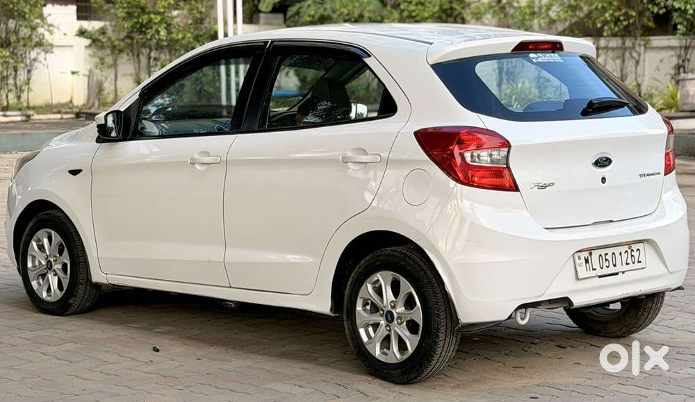Ford Figo Titanium Blu, 2017, Petrol