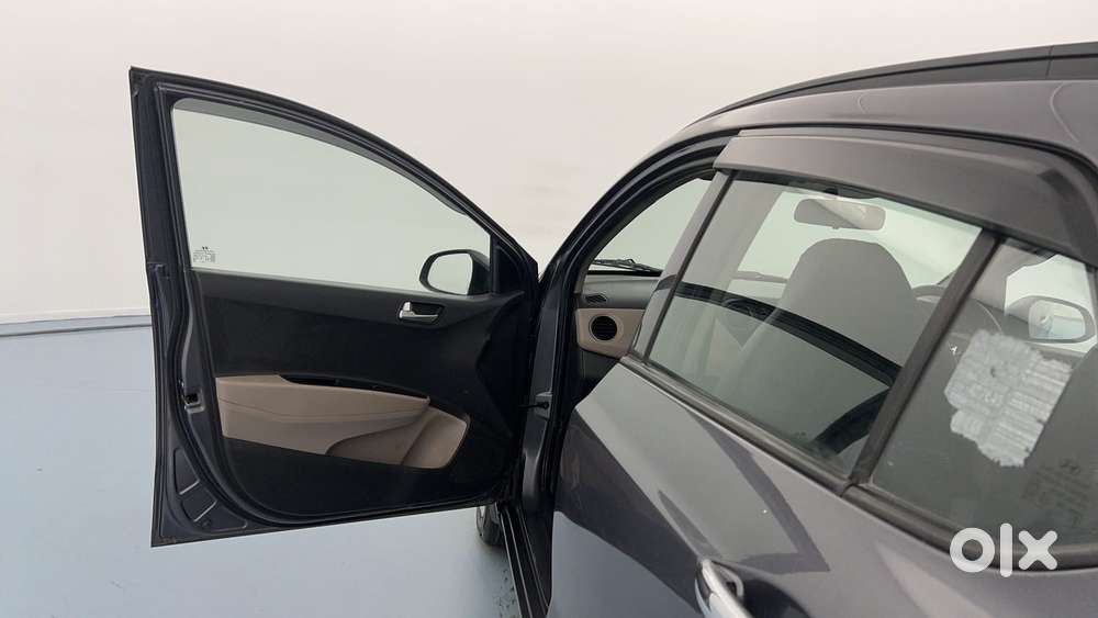 Hyundai Grand I10 1.2 Kappa Sportz, 2016, Petrol