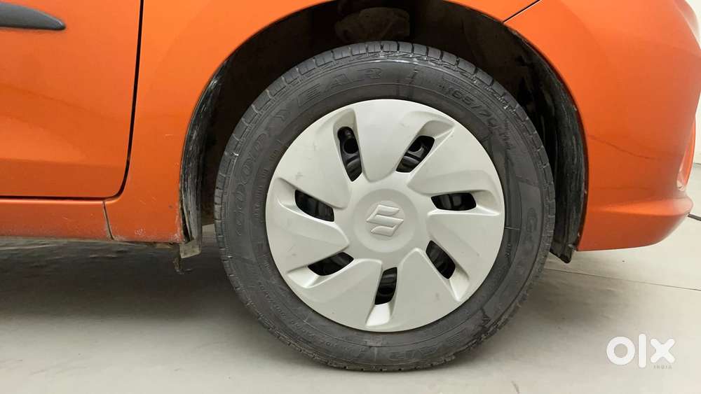 Maruti Suzuki Celerio Zxi Optional Amt, 2017, Petrol